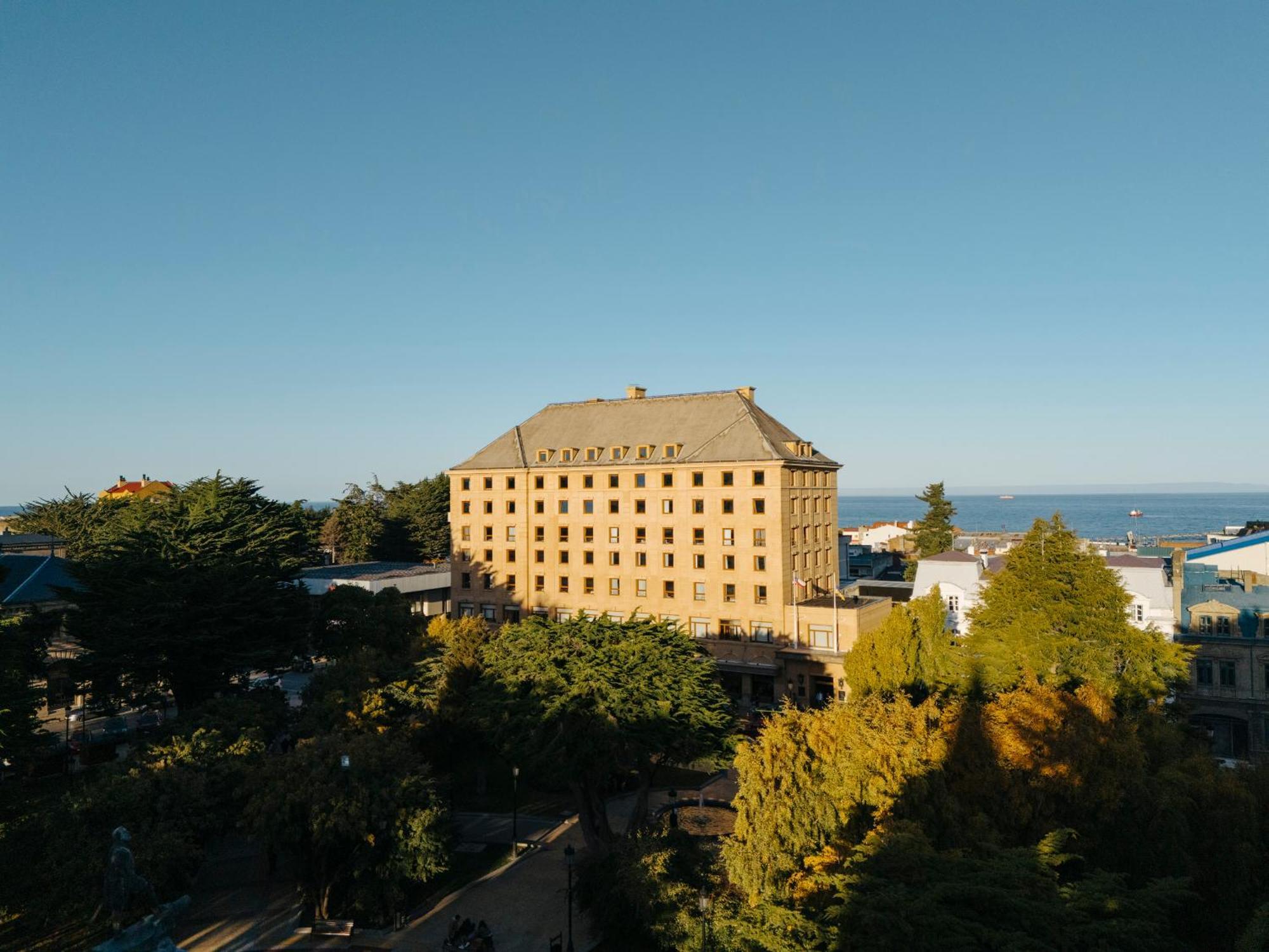 Hotel Cabo De Hornos Punta Arenas Exterior photo